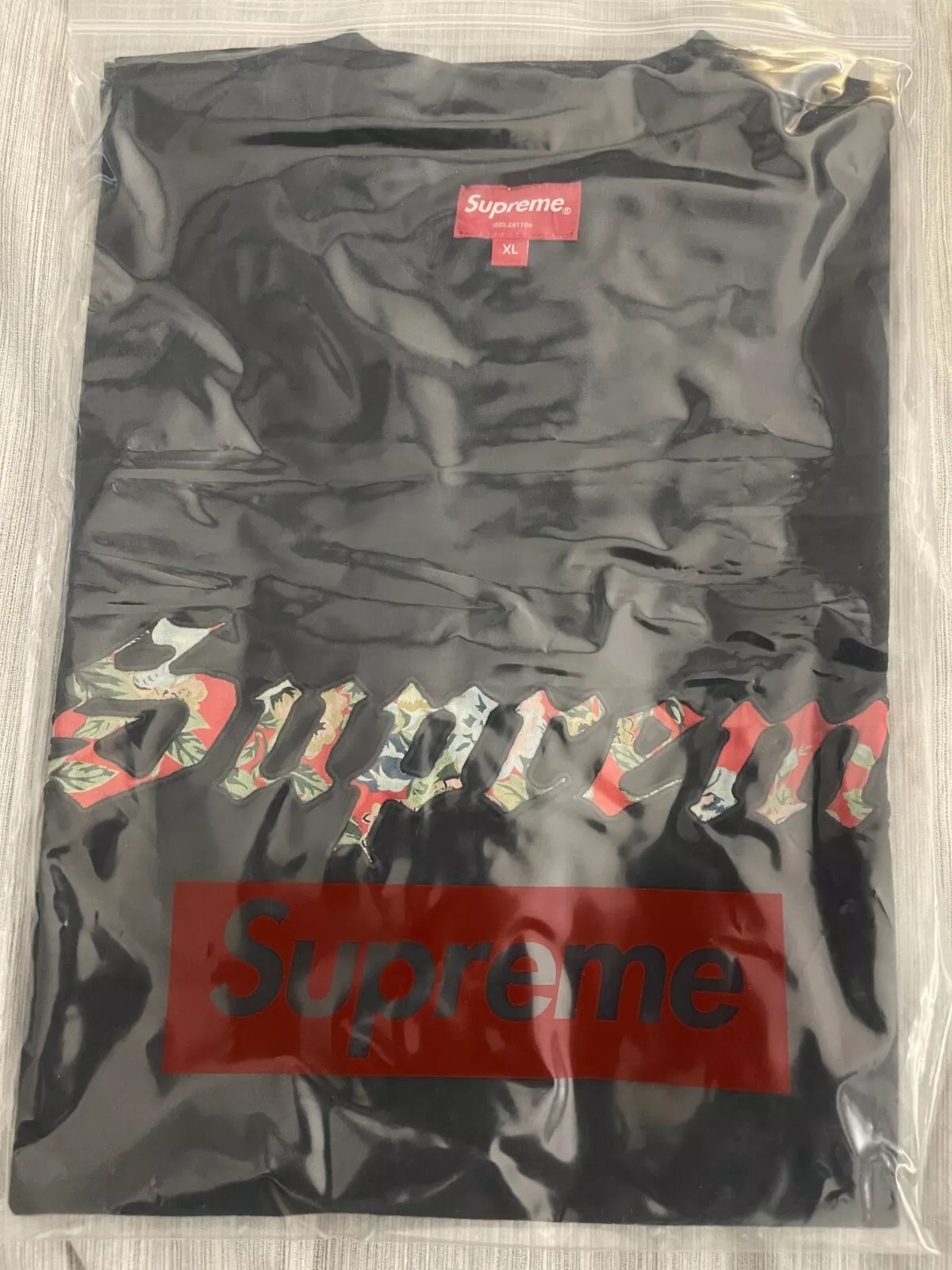 TOP S/S APPLIQUE FLORALE SUPRÊME   NOIR X LARGE SS21 SEMAINE 6 (EN MAIN) NEUF