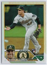 2023 Topps #276 David MacKinnon Rainbow Foil