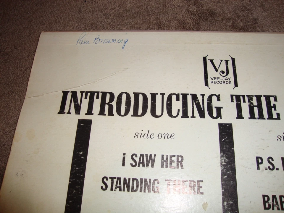 Introducing The Beatles 1964 Version 1 Vee Jay Oval Love Me Do / PS I Love You - Image 4 of 4