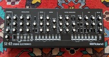 Roland Boutique SE-02 analog synthesizer, mint, boxed