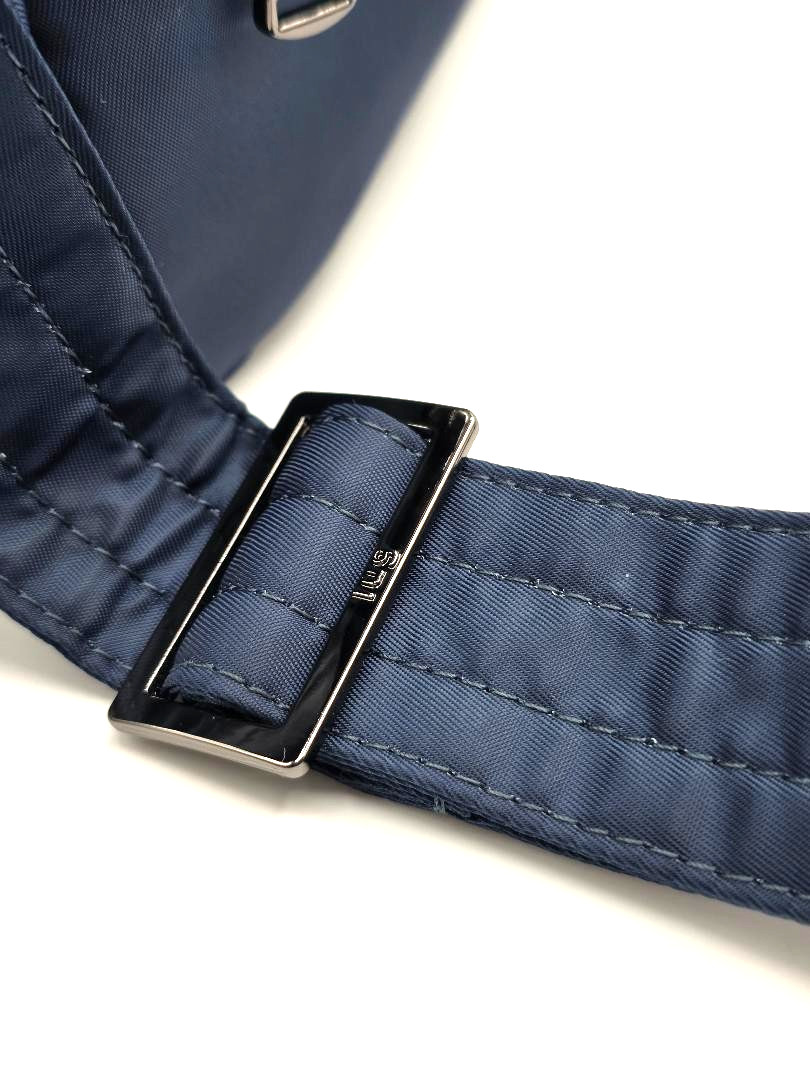 Lug Wrangler Navy & Red Top Handle Crossbody Bag thumbnail 7