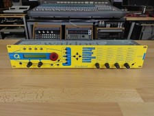 Waldorf Micro Q Digital Synthesizer Yellow 2U Rack Mount / Desktop Synth