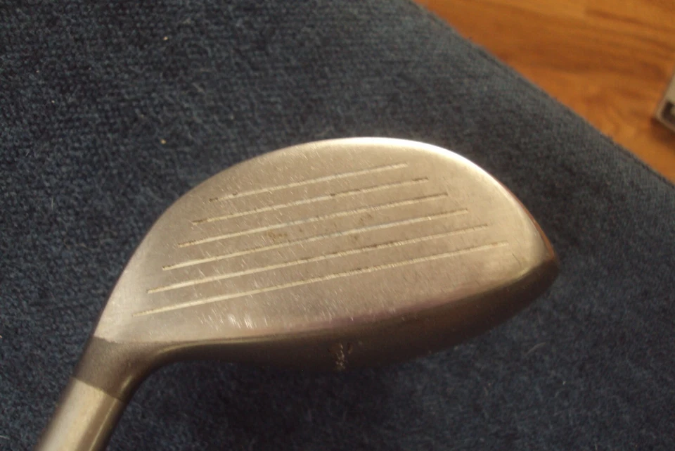 Taylormade 13 deg Spoon Aldila Tour Gold 95 regular 43" - Image 4 of 4