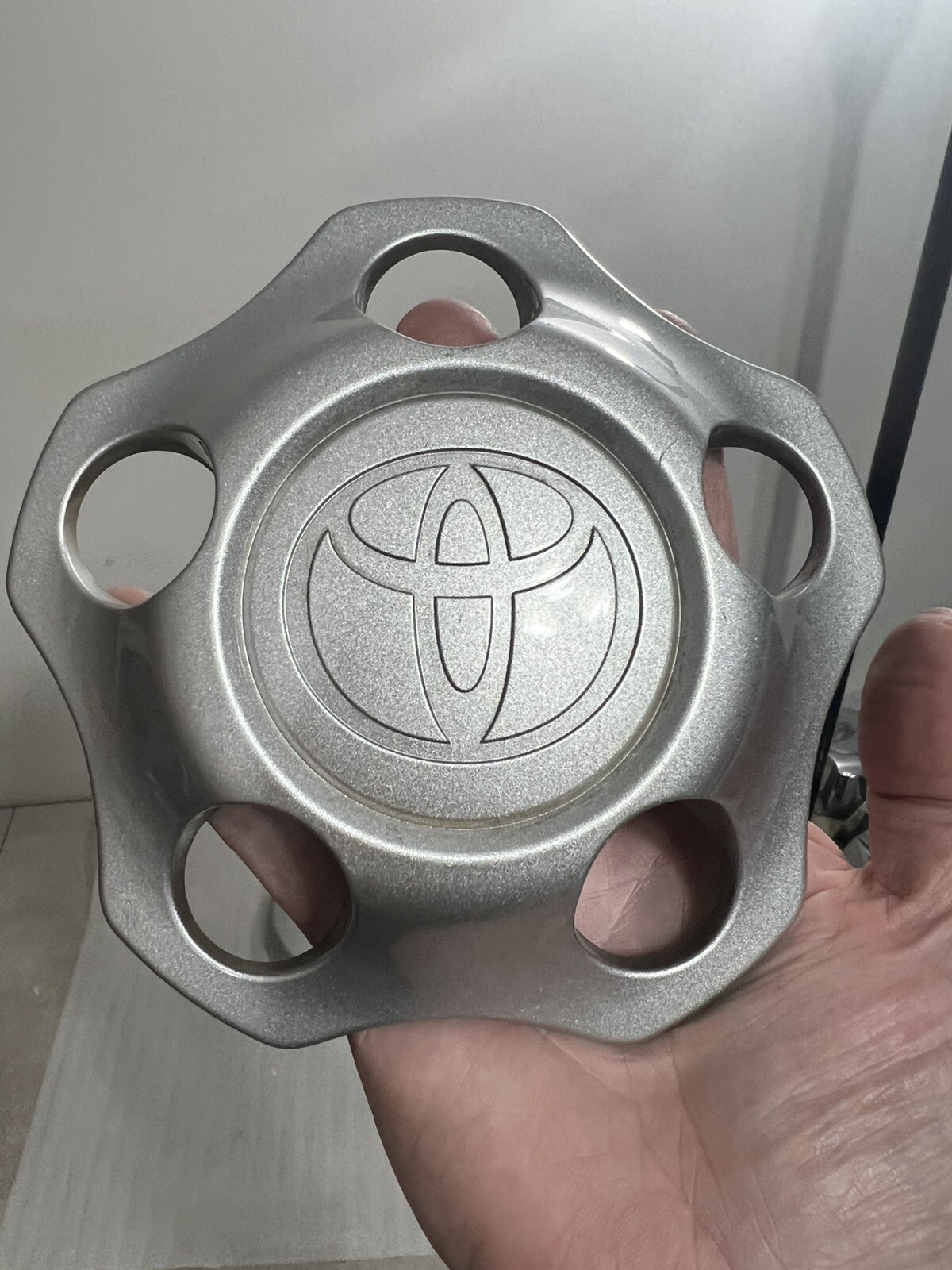 Picture 1 of 6