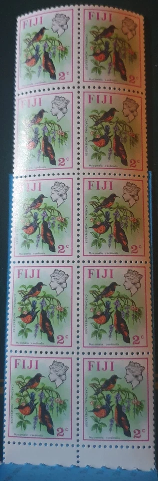 Folleto de estampillas en moneda decimal QEII temprana de Fiji - Juego completo de estampillas Foto 2 de 3