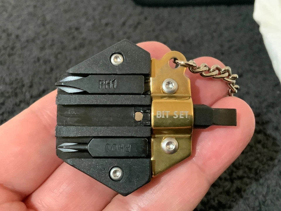 Cool! GOLD Tool Titanium Coin Knife Multi Tool D2 Blade Mini-Gold Keychain - Image 2 of 4