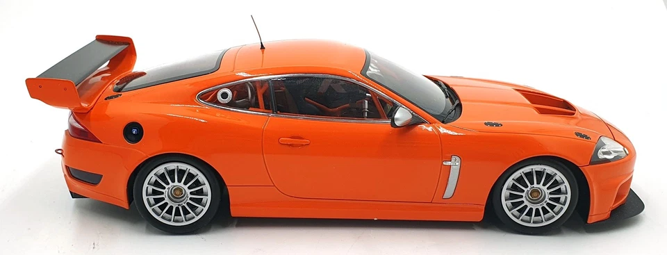 Minichamps 1/18 Scale 150 081391 - 2008 Jaguar XKR GT3 - Orange - Image 4 of 4