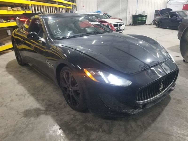 Maserati GranTurismo 2015-2015 FRONT+RIGHT Seat belt