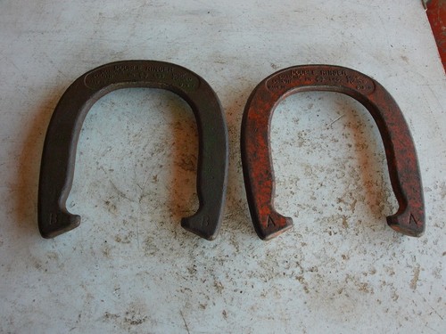 Vintage Pair Diamond Duluth Double Ringer Horseshoes Lot 25-50