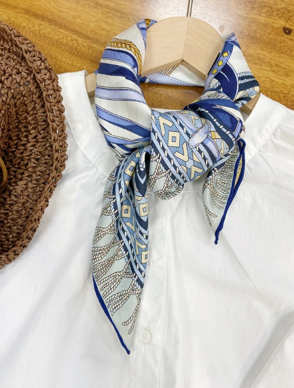 Pure 14 Momme 100% Silk Wrap Scarf Bandanna Blue cbelt Square Shawl 65X65cm