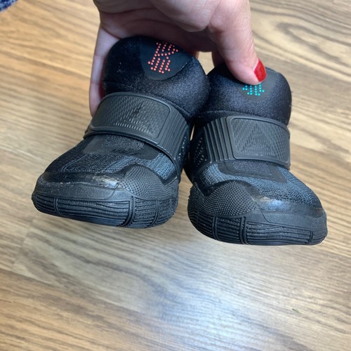 Nike Kyrie 6 Toddler Basketball Sneakers Triple Black BQ5601-006 Size 4C - Picture 5 of 11