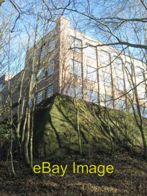 Foto 6x4 Key Hill Friedhof, Hockley: die Steinbruchseiten unterhalb der Spencer Street 2012