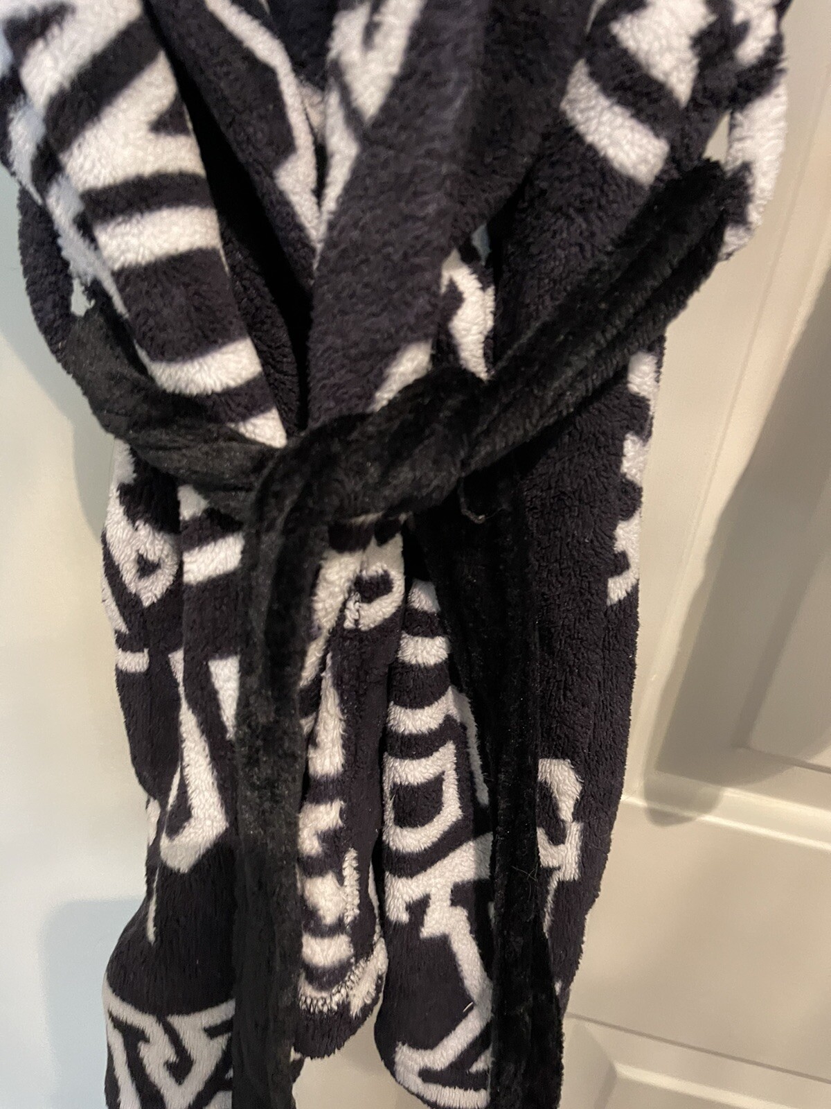 Victoria's Secret PINK logo bathrobe Gem