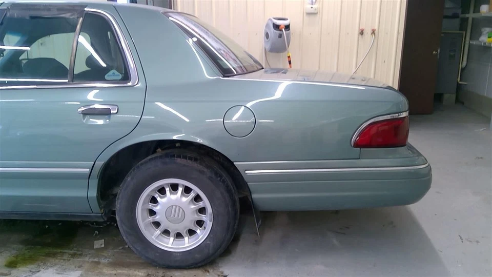 Used Engine Cooling Fan Shroud fits: 1997 Mercury Grand marquis  Grade A Foto 3 de 4