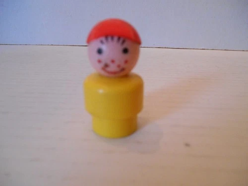 Vintage Fisher Price little people yellow smiling boy w/red cap and freckles