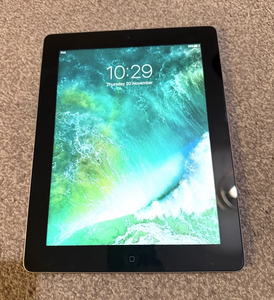 Apple iPad 4th Generation Wifi 9.7 Inch 16GB - Image 2 of 4
