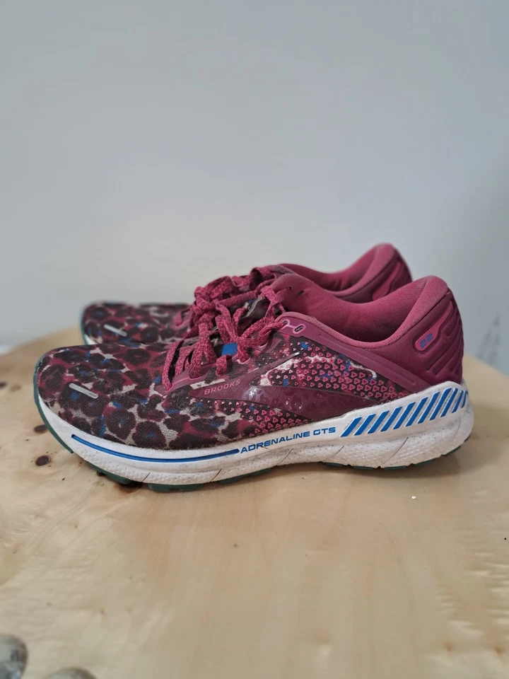 Brooks Adrenaline GTS 22 Womens Purple Running Shoes Size 11.5 Logo Lace Up - Image 2 of 4