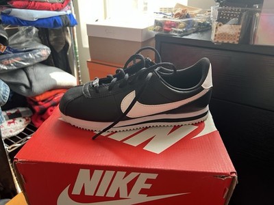 Size 6 (GS) - Nike Cortez Basic SL Low Black