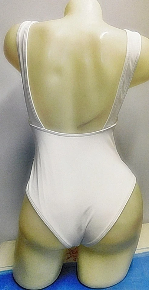 Asos Badeanzug Gr.38 komplett  gefüttert hoher Rücken - Bild 2 von 2