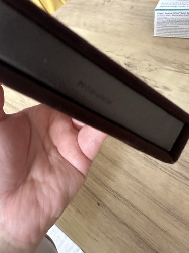 Urban Decay naked eyeshadow palette - Picture 3 of 3