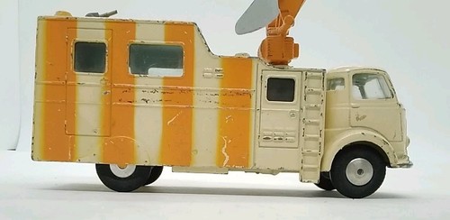 Corgi Toys Karrier Gamecock No. 1106 bronceado y naranja vintage fundido a presión - Imagen 8 de 14