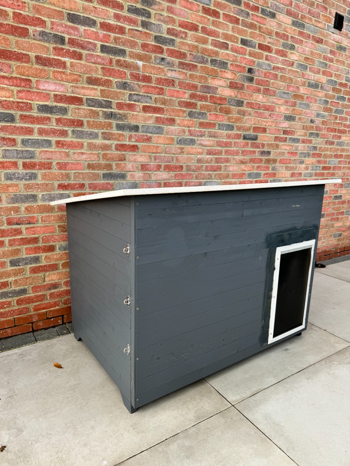 Luxury Insulated Dog Kennel XXL eBay