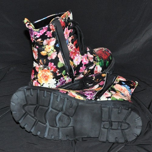 Womens Floral Combat Boots Soda Size 7 CottageCore Flowers Zip Sides Roses Multi - Picture 5 of 9