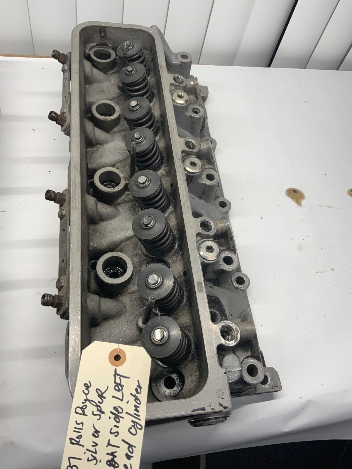 81-89 Rolls Royce Bentley Silver Spirit Spur left cylinder head 40 K miles