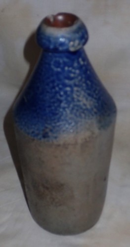 ANTIGUA JARRA DE BARRO BOTELLA CERVEZA GRES AZUL PRIMITIVO TIENDA COUNTRY J. DEVINE - Imagen 11 de 15