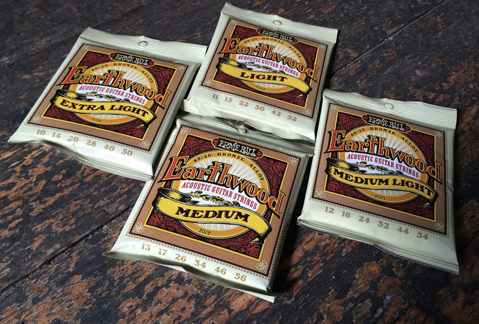 Ernie Ball Earthwood Acoustic Guitar Strings Extra Light / Light / Medium