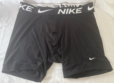 NWOT Nike Men s Black Essential Micro Boxer Brief SZ M