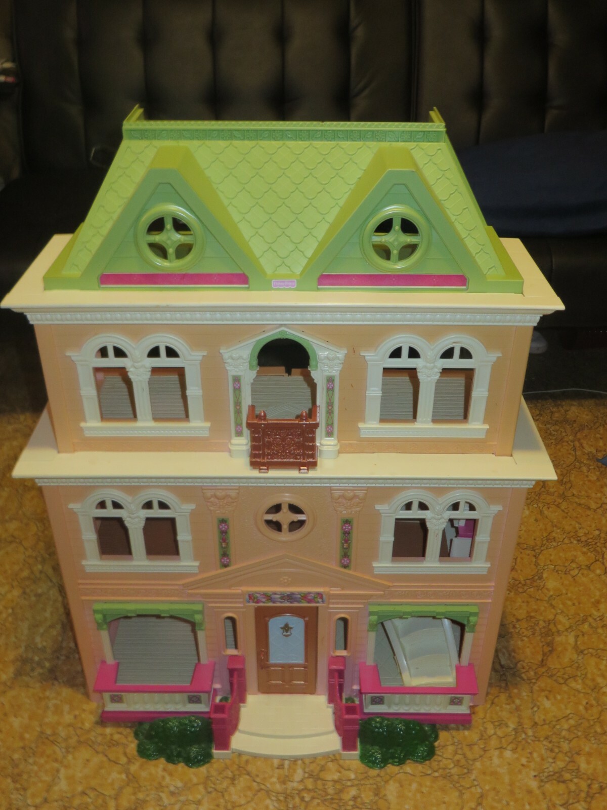 fisher price doll house loving family