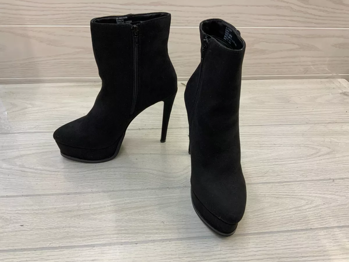JLO Jennifer Lopez Graham Ankle Boots Women s Size 8.5 M Black
