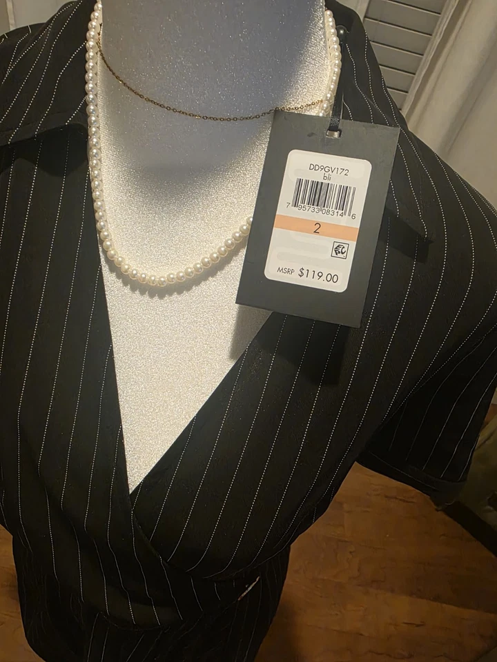 DKNY Black Dress, Short Sleeve, Fit Flare, Size 2 NEW - Image 4 of 4