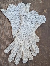 Vintage Victorian Gloves Lace Hand Crocheted Cuffed Ladies Small Off White
