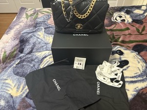 Chanel 19 Maxi | eBay