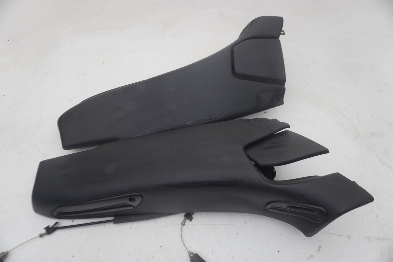 Ferrari California 2015-2018 Rear Right Upper Seat belt trim panels Set P/N 87237700
