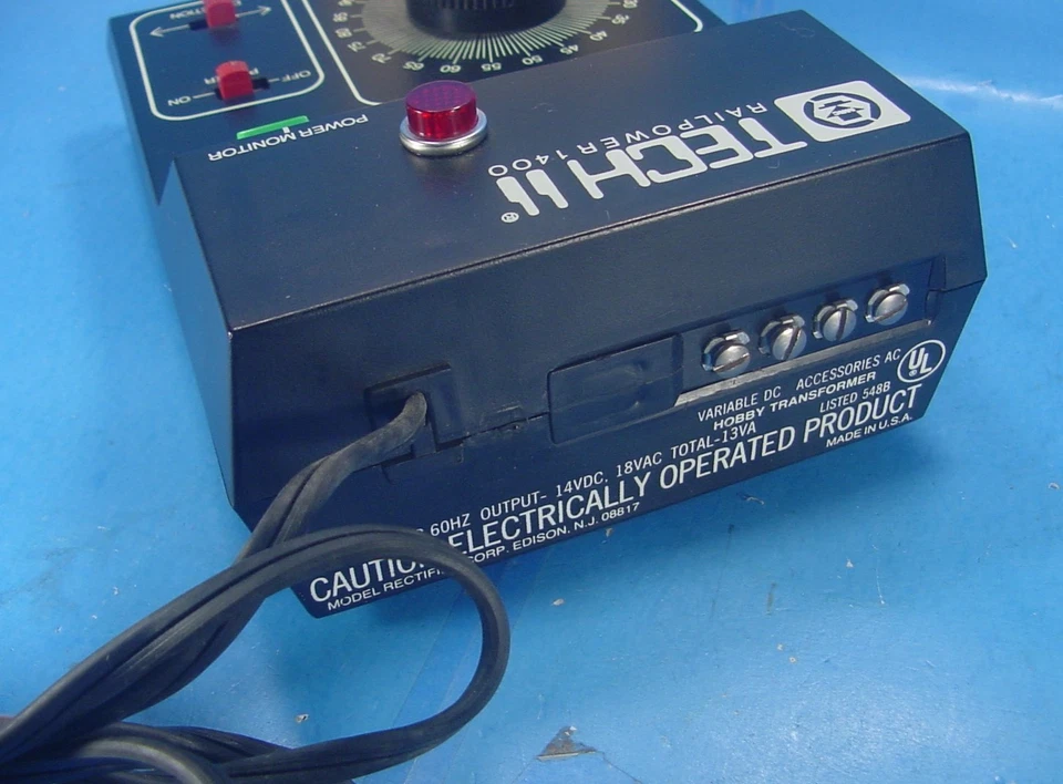 MRC TECH II RAILMASTER 1400 MODEL TRAIN CONTROL TRANSFORMER WORKS FINE. - Image 2 of 4