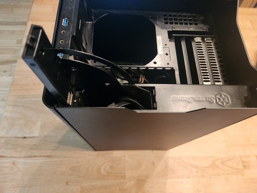 Silverstone FT03 Black Aluminum Computer Case Micro ATX Supports Long Video Card - Picture 15 of 21