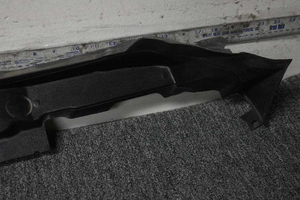 2018-2020 AUDI S5 PREMIUM PLUS FENDER LEDGE COVER FACTORY OEM - Изображение 3 из 4