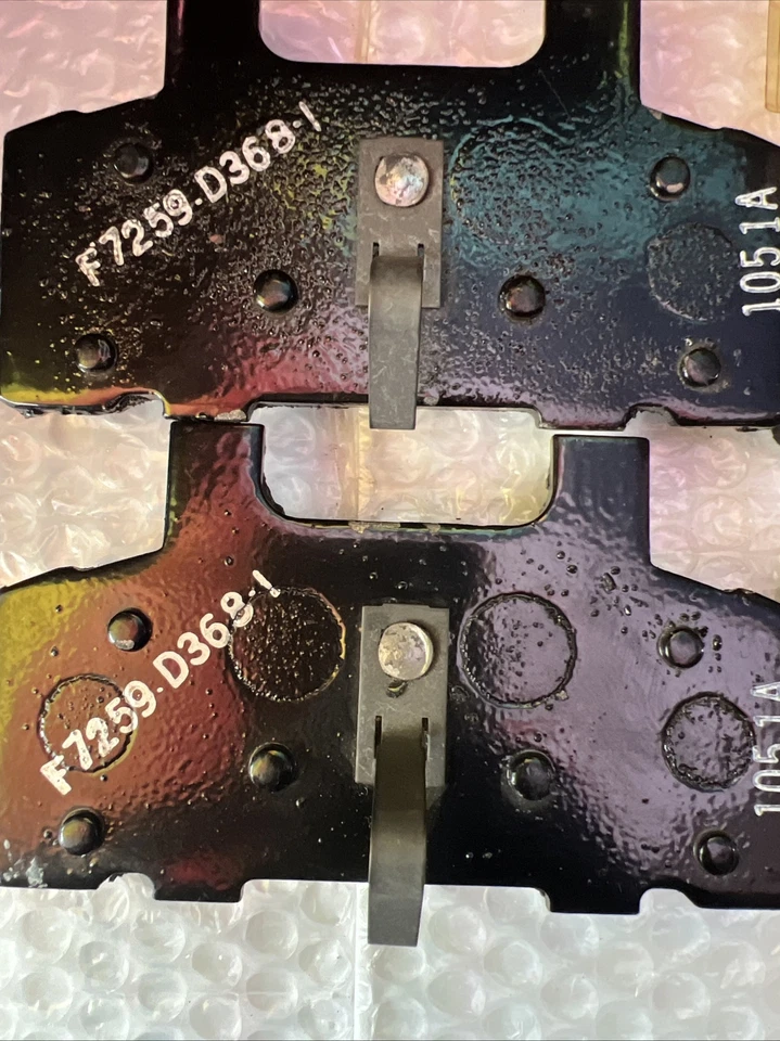 Pastillas de freno de disco Dayton. 7259-D368 Semi Metálico-sin amianto Hecho en EE. UU. Foto 3 de 4