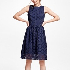 Brooks Brothers Red Fleece Navy Eyelet Dress Womens Size 4 Preppy Femenine 