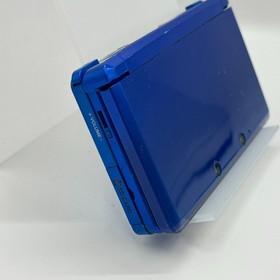 Nintendo 3DS region free Cobalt Blue console / Charger / SD card