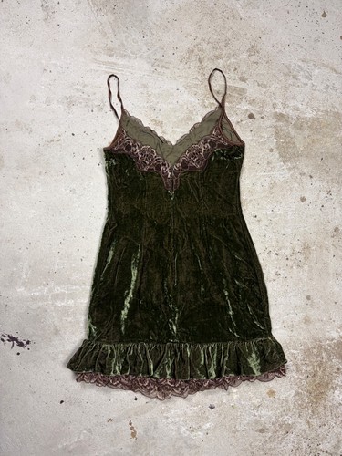 Mini robe vintage 2006 Dolce & Gabbana velours vert dentelle - Photo 2/19