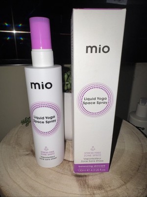 Mama Mio Liquid Yoga Space Spray 4.3oz