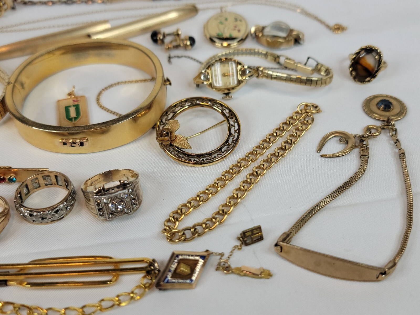  VINTAGE GOLD FILLED JEWELRY SCRAP LOT Necklace, Bracelet, Earrings