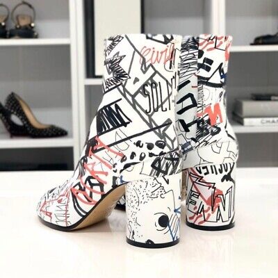 Maison Margiela Leather Paint Tabi Boots 35 White X Black X Maison Margiela Leather Paint Tabi Boots 35 White X Black X