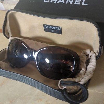 Authentic CHANEL 5113 Camellia Flower Sunglasses Brown  display picture 1