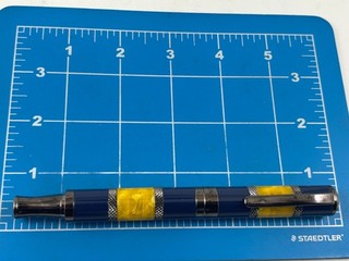 Pluma Estilográfica Judd's Muy Bonita Monteverde Reggata con Plumín Ancho