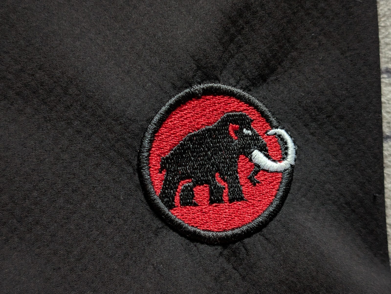 ● MAMMUT SOFTECH WINDSTOPPER FULL ZIPPER BLACK JA… - image 13